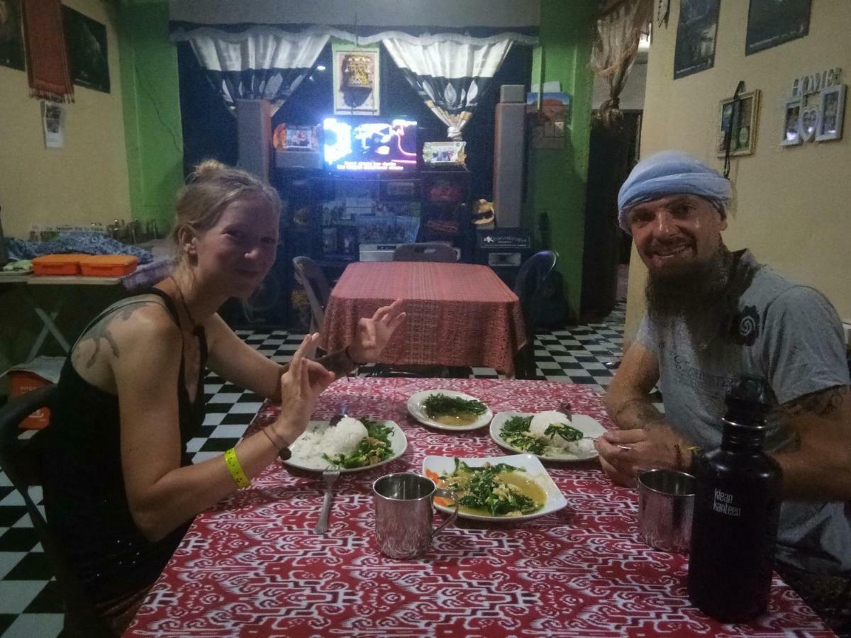 Mulu D Cave Homestay Kültér fotó